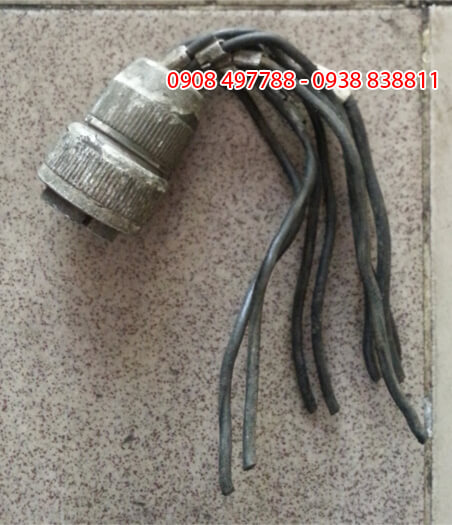 Đuôi dây điện tay xinhan